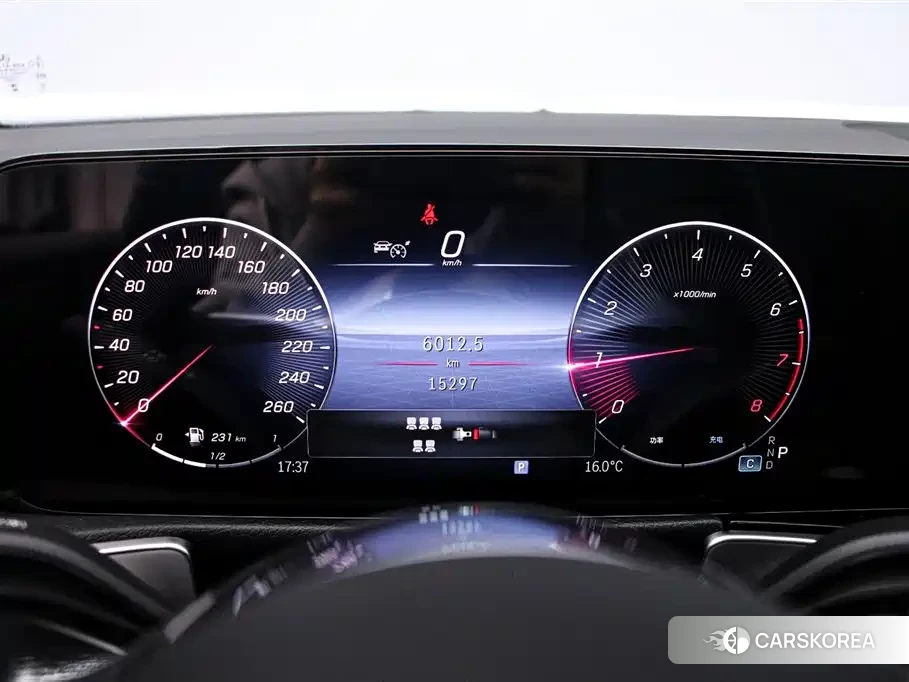 Mercedes-Benz GLB 2026 Silver/gray из Китая, фото 2