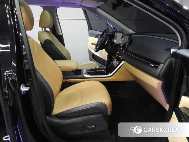 Kia Carnival 4th generation 2022 Черный из Кореи, фото 2