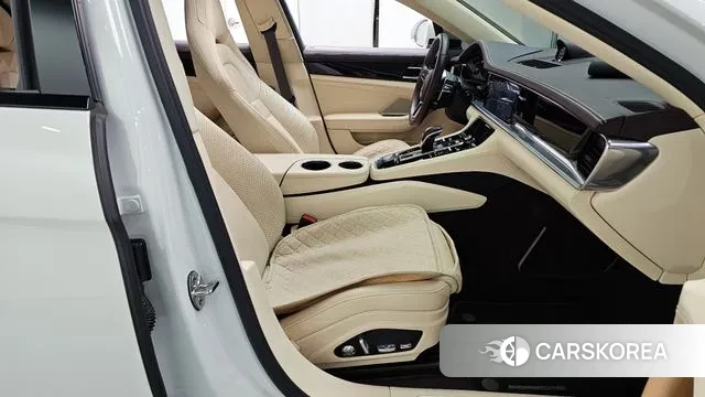 Porsche Panamera (971) 2018 Белый из Кореи, фото 2