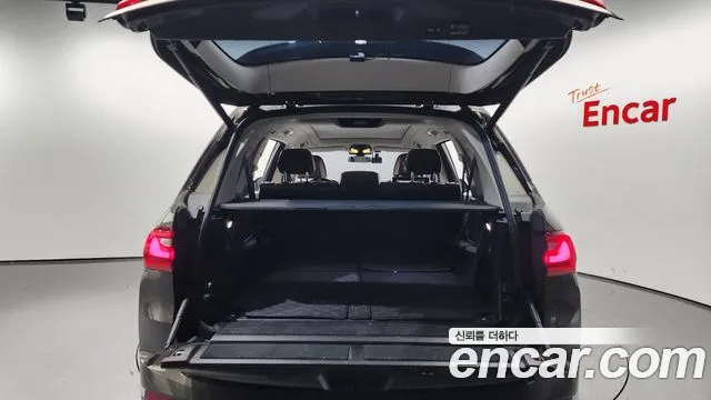 BMW X7 (G07) 2022 Песочный из Кореи, фото 2