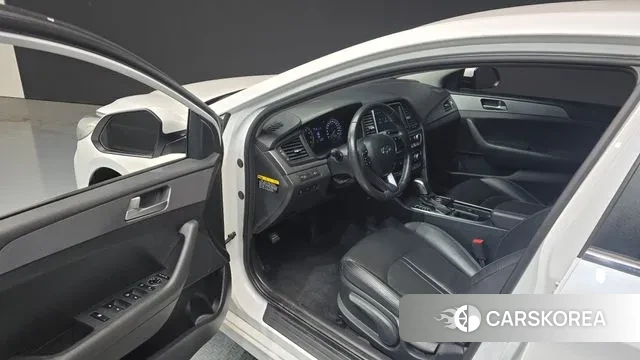 Hyundai Sonata New Rise 2019 Белый из Кореи, фото 2