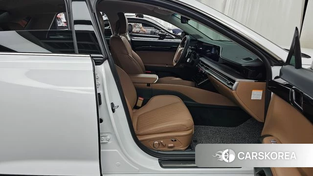 Hyundai Grandeur Hybrid (GN7) 2025 Белый из Кореи, фото 2