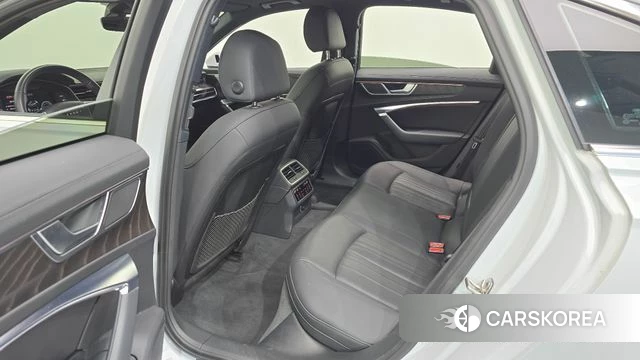 Audi A6 (C8) 2020 Белый из Кореи, фото 2