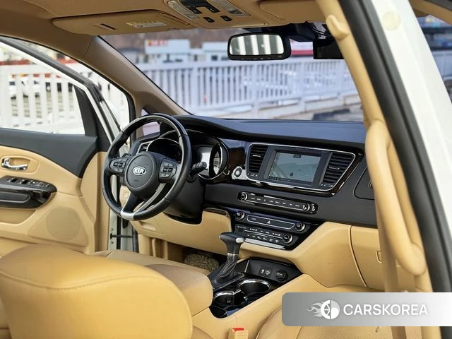 Kia The New Carnival 2018 Белый из Кореи, фото 2