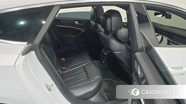 Audi A7 (4K) 2020 Белый из Кореи, фото 2