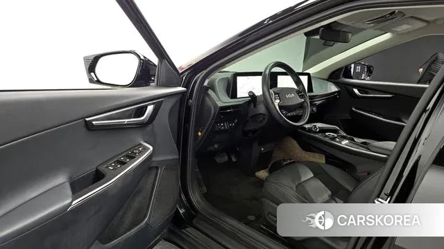 Kia EV6 2021 Черный из Кореи, фото 2