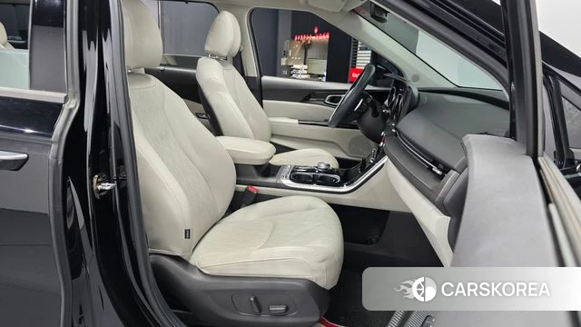 Kia Carnival 4th generation 2020 Черный из Кореи, фото 2