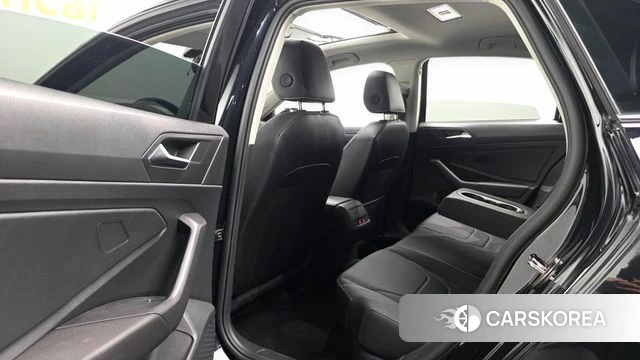 Volkswagen 7th Generation of Jetta 2023 Черный из Кореи, фото 2