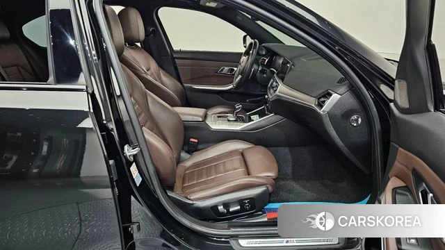 BMW 3 Series (G20) 2019 Черный из Кореи, фото 2