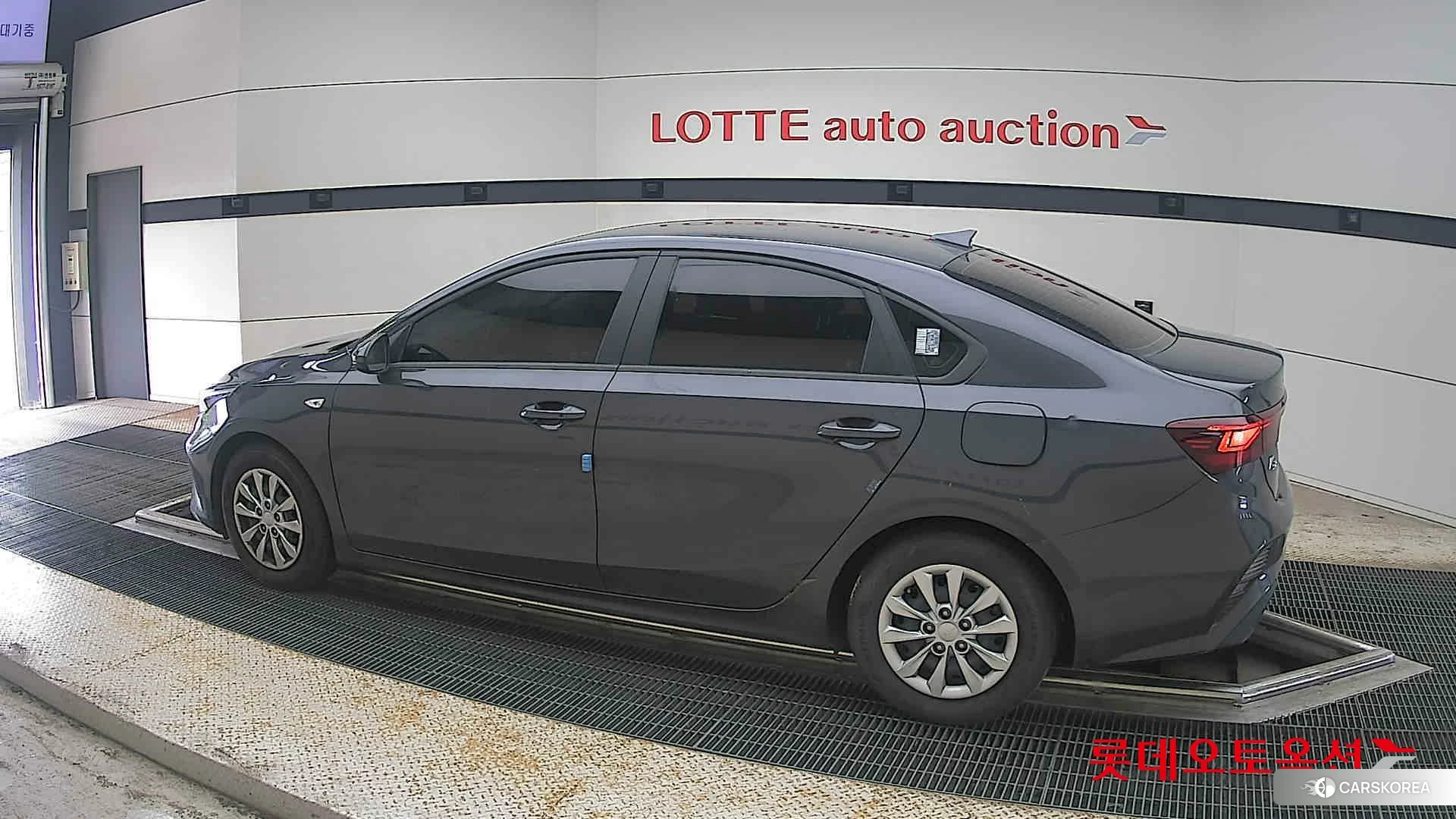 Kia K3 2023 Platinium Graphite из Кореи, фото 2