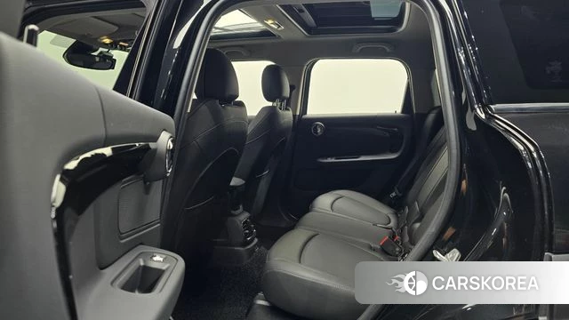 Mini Cooper Countryman 2023 Черный из Кореи, фото 2