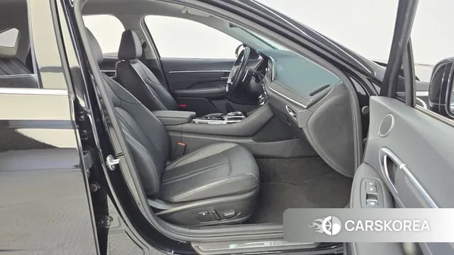 Hyundai Sonata (DN8) 2022 Черный из Кореи, фото 2