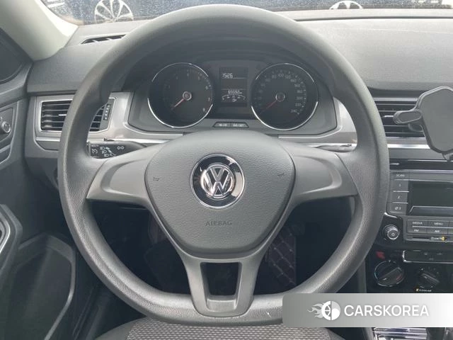 Volkswagen Bora 2021 Белый из Китая, фото 2
