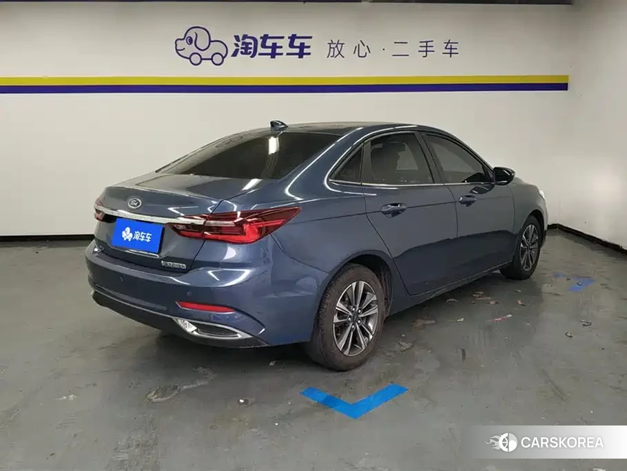 Ford Forrest 2022 Синий из Китая, фото 2