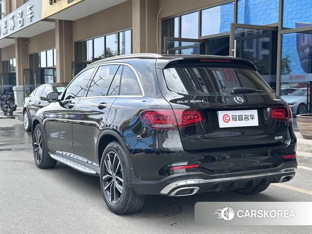 Mercedes-Benz GLC 2021 Черный из Китая, фото 2