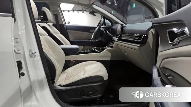 Kia Sportage 5th Generation 2022 Белый из Кореи, фото 2