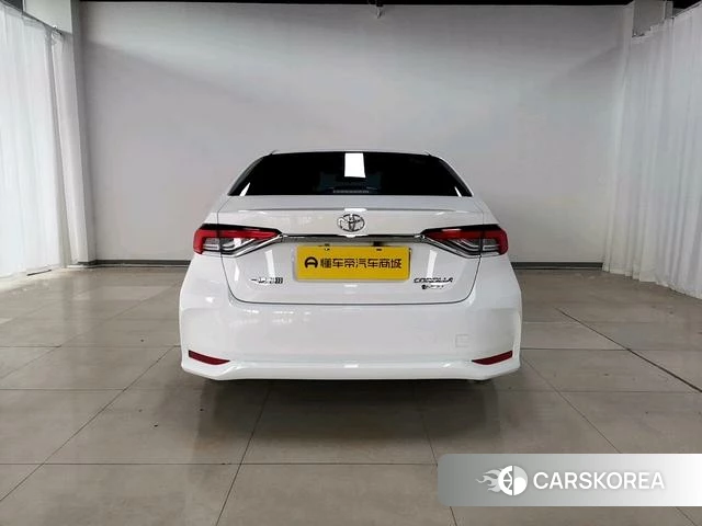 Toyota Corolla 2025 Белый из Китая, фото 2