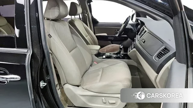 Kia The New Carnival 2018 Черный из Кореи, фото 2