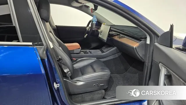 Tesla Model Y 2021 Синий из Кореи, фото 2