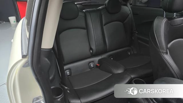 Mini Cooper 2018 Жемчужный цвет из Кореи, фото 2