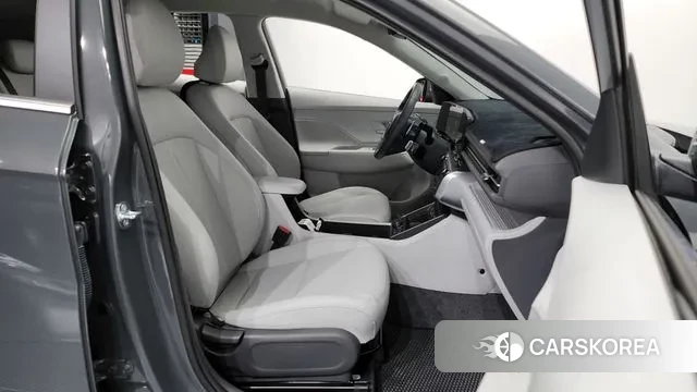 Hyundai Kona (SX2) 2025 Серый из Кореи, фото 2