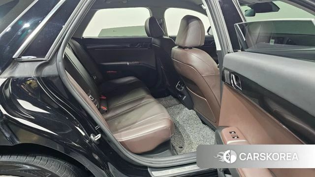 Hyundai Grandeur Hybrid (GN7) 2023 Черный из Кореи, фото 2