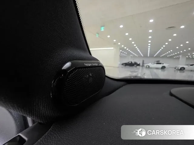 Mini Cooper Electric 2022 Черный из Кореи, фото 2