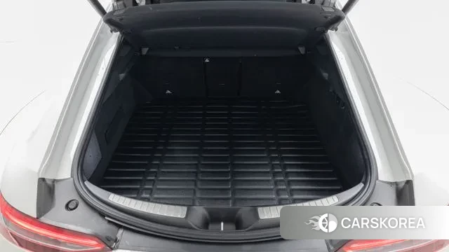 Mercedes-Benz AMG GT 2023 Белый из Кореи, фото 2