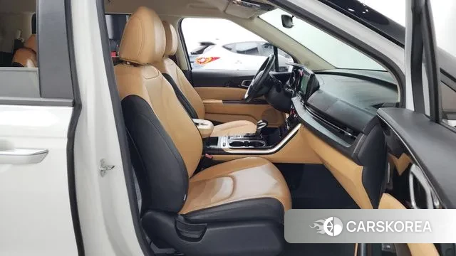 Kia Carnival 4th generation 2023 Белый из Кореи, фото 2