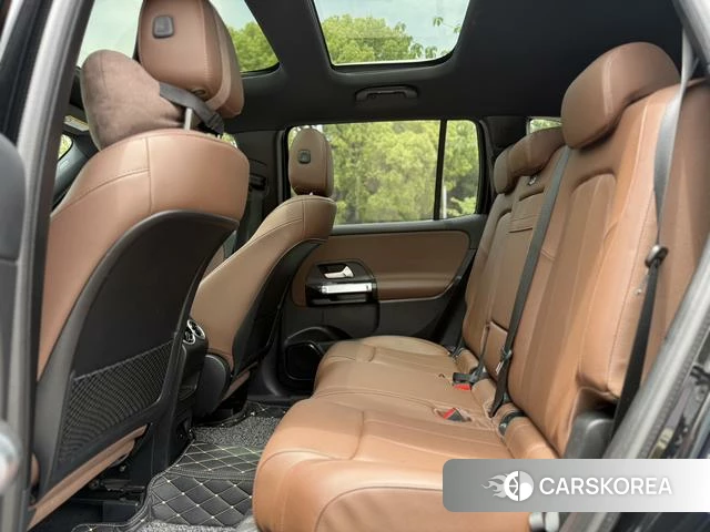 Mercedes-Benz GLB 2023 Черный из Китая, фото 2