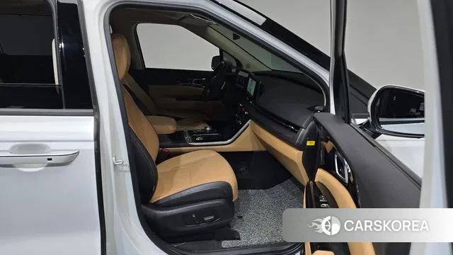 Kia Carnival 4th generation 2023 Белый из Кореи, фото 2