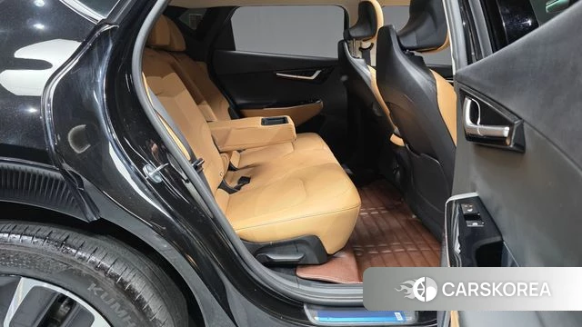 Kia EV6 2023 Черный из Кореи, фото 2