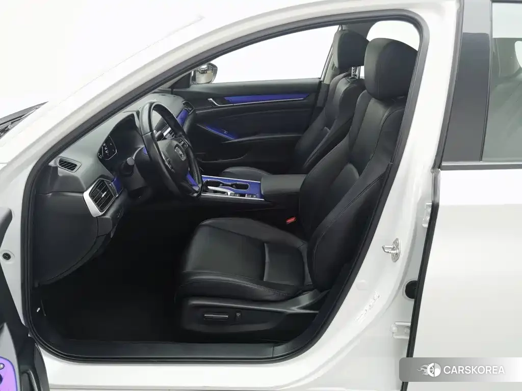 Honda Accord 2021 Белый из Китая, фото 2