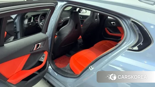 BMW 1 Series (F40) 2024 Небесно-голубой из Кореи, фото 2