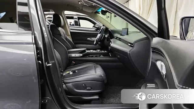 Genesis GV70 2023 Серый из Кореи, фото 2