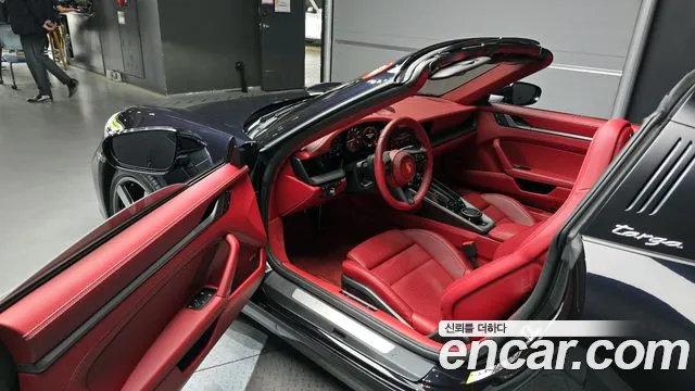 Porsche 911(992) 2022 Черный из Кореи, фото 2