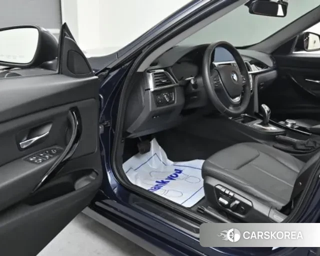 BMW 3 Series GT (F34) 2018 Синий из Кореи, фото 2