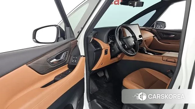 Toyota Alphard 4th Generation 2024 Белый из Кореи, фото 2