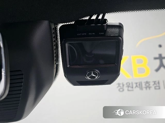 Mercedes-Benz GLC-Class X253 2021 Белый из Кореи, фото 2