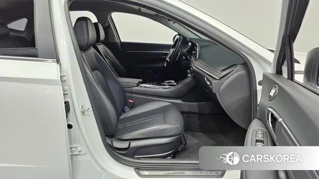 Hyundai Sonata (DN8) 2022 Белый из Кореи, фото 2