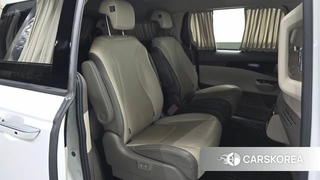 Kia Carnival 4th generation 2022 Белый из Кореи, фото 2