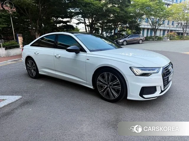 Audi A6 (C8) 2021 Белый из Кореи, фото 2