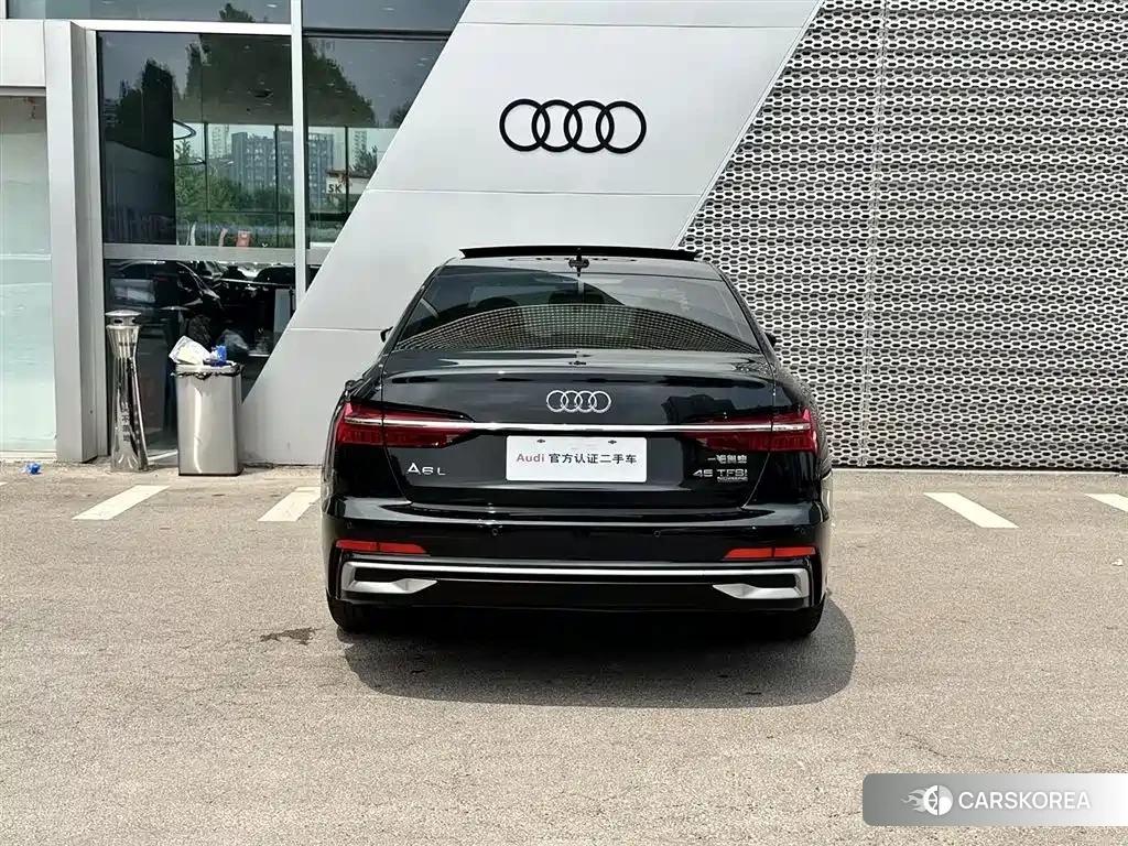 Audi A6L 2023 Черный из Китая, фото 2