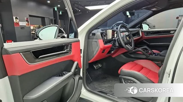 Porsche Cayenne (PO536) 2024 Черный из Кореи, фото 2