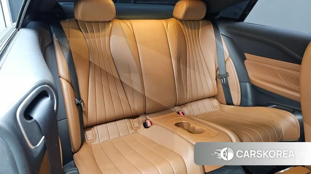 Mercedes-Benz E-Class W213 2018 Зеленый из Кореи, фото 2