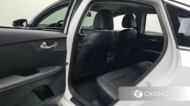 Kia Come New K3 2018 Белый из Кореи, фото 2