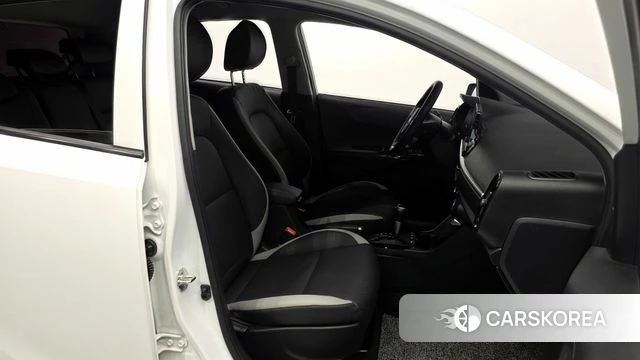 Kia Morning Urban (JA) 2020 Белый из Кореи, фото 2