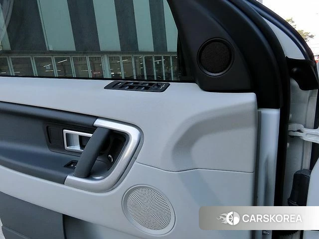 Land Rover Discovery Sports 2019 Белый из Кореи, фото 2