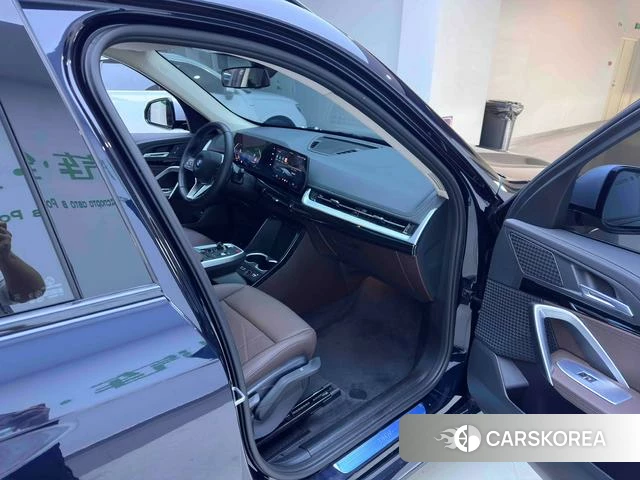 BMW X1 2024 Черный из Китая, фото 2