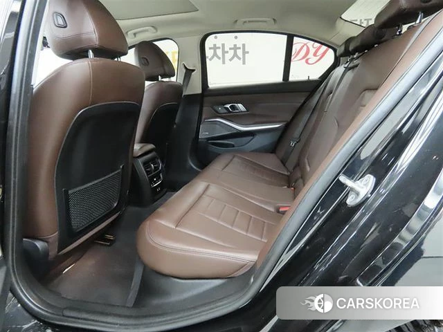 BMW 3 Series (G20) 2021 Черный из Кореи, фото 2